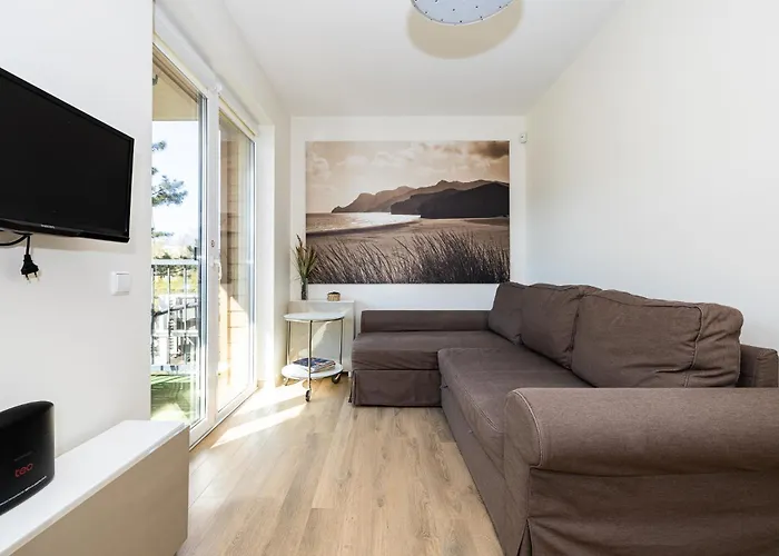 W/parking Near The Centre, By Cohost Апартаменти