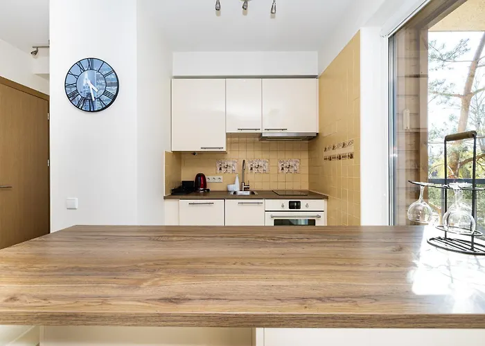 W/parking Near The Centre, By Cohost Апартаменти *