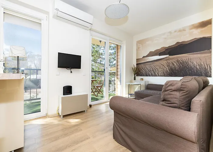 W/parking Near The Centre, By Cohost Апартаменти